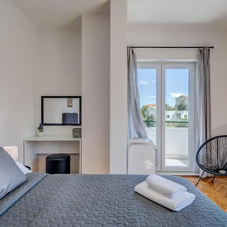 Awesome In With Sauna