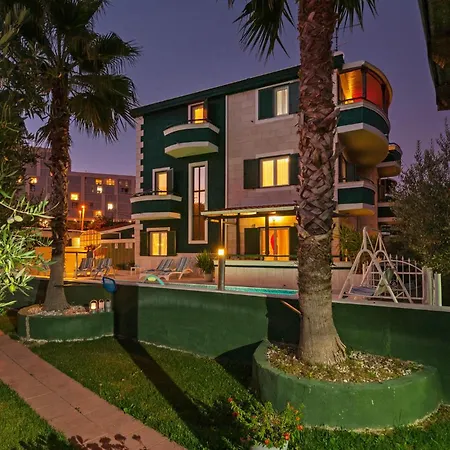 Beach Front Home In Split With Sauna * Spalato