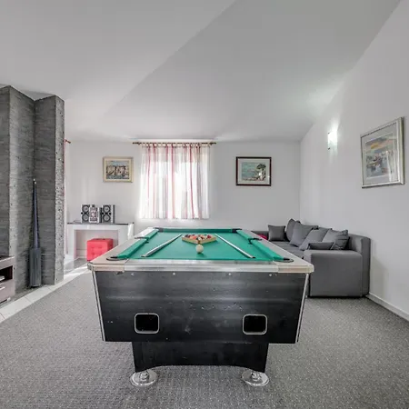 Awesome In With Sauna Vakantiehuis