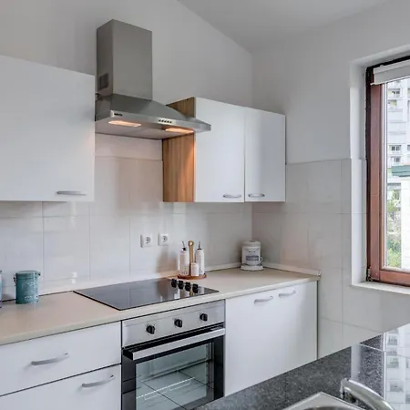 בית נופש Awesome In With Sauna *