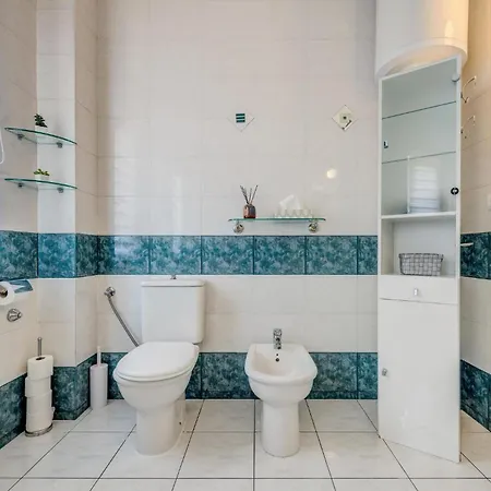 Awesome In With Sauna