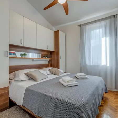 Awesome In With Sauna Будинок відпочинку