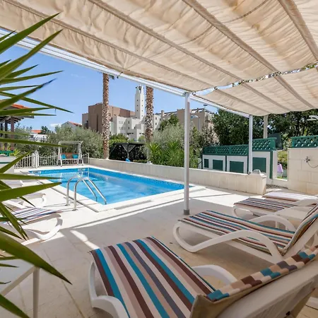 Beach Front Home In Split With Sauna * Spalato